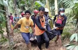 19 قتيلا حصيلة فيضانات سومطرة الإندونيسية