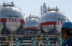 السعودية والإمارات تستحوذان على 82% من صادرات النفط الخليجي لليابان في مايو