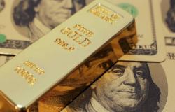ارتفاع الذهب قرب مستويات قياسية بدعم توقعات خفض الفائدة