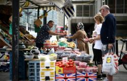استقرار التضخم في بريطانيا عند مستهدف المركزي خلال يونيو