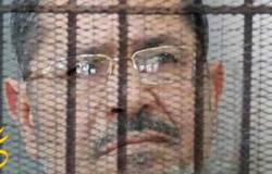 مصدر: البيان التحريضي وسب مرسى للحرس وراء حبسه الانفرادي