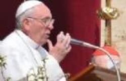 البابا فرنسيس: رفض تعميد الأطفال المولودين من علاقات غير زوجية بمثابة وضع مسافة مع الرب