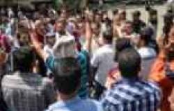 وقفة لعمال شركة منسوجات بالإسكندرية احتجاجا على تجاهل مطالبهم