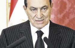 حسين كمال: مبارك طلب استبدال كلمة "تنحي" بـ"تخلي" عن الحكم في بيان سليمان