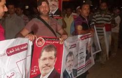سلاسل بشرية لشباب التيار الإسلامى بـ"طامية" لتأييد مرسى