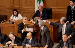 برلمانى لبنانى: الأمن اعتقل 6 من حزب الله بسبب شبكة اتصالات زحلة ثم تراجع