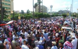 الإخوان يتوافدون إلى ميدان روكسى بمصر الجديدة رافعين صور "الشاطر"