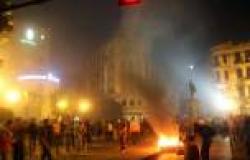 بالصور.. كر وفر بين قوات الأمن والمتظاهرين بـ«طلعت حرب»