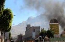 مسؤولو أمن: غارة جوية تقتل 15 مدنيًا بطريق الخطأ في اليمن