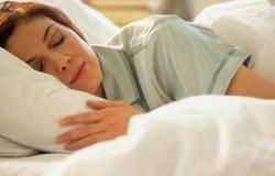 الأضرار الناتجة عن قلة النوم مثل تأثير الضرب بقوة على الرأس