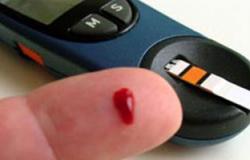 قياس نسبة السكر بالدم لتحديد أسباب آلام الخصية