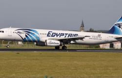 "مصر للطيران" تنقل 103 آلاف معتمر على متن 455 رحلة