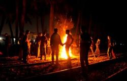 السيطرة على حريق بمحيط شريط السكة الحديد فى دمنهور