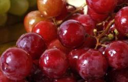 العنب الأحمر يخفض السكر فى الدم مع دواء الميتفورمين