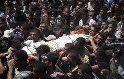 مئات الفلسطينيين يشيعون جثمان الشهيد أبو دهيم فى جبل المكبر بالقدس