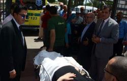 محافظ الإسكندرية يطلب سيارة إسعاف لسيدة مصابة خلال تفقده مركز علاج الأورام