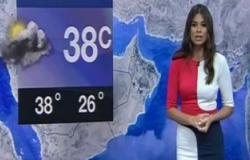 مذيعة "سكاى نيوز عربية" ترتدى علم مصر بالتزامن مع قرب افتتاح قناة السويس