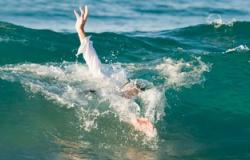 صحة السويس: غرق 3 شباب بشواطئ السخنة وإصابة 15 فى حوادث متفرقة