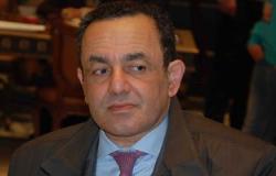 عمرو الشوبكى: قانون الانتخابات يعمق أزمة الأحزاب ويصعب تشكيل القوائم