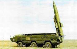 سياسى إماراتى: صاروخ إيرانى استخدمه الحوثيون وراء استشهاد 45 باليمن