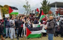 الجبهة الشعبية لتحرير فلسطين تتظاهر أمام مبنى "ميركل" بسبب زيارة نتنياهو
