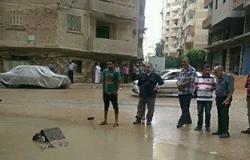 محافظة الإسكندرية تواصل سحب مياه الصرف من داخل المنازل بمنطقة "السيوف"