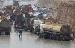 بالصور.. أمطار غزيرة وفيضانات تعيق الحركة فى قطر والسعودية