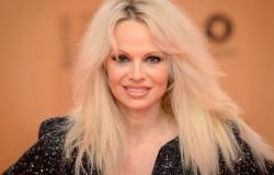 Pamela Anderson آخر إمرأة عارية على غلاف Playboy