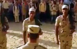 تداول فيديو لضباط وجنود يحيون العلم بمدرسة عقب انتهاء عملية الانتخابات