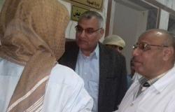 بالصور.. نائب بالشرقية يزور مستشفى الحسينية و يجرى فحوصات طبية للمرضى