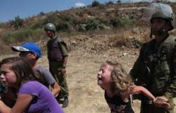 قوات الاحتلال الإسرائيلية تعتقل 16 فلسطينيا بينهم طفلة بالضفة الغربية