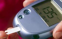 جهاز جديد لقياس السكر فى الدم من النوعين دون الوخز بالإبر