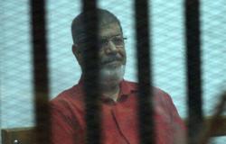 النطق بالحكم على مرسى و 10 آخرين بقضية "التخابر مع قطر" اليوم