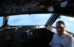 ننشر صورا جديدة لأفراد طاقم طائرة مصر الطيران