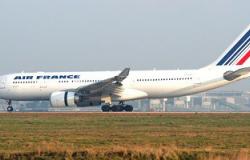 تأخر إقلاع الطائرة الفرنسية المتجهة إلى باريس 90 دقيقة بمطار القاهرة