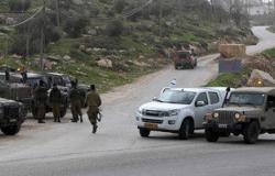 الاحتلال الإسرائيلى يعتقل 17 فلسطينيا من الضفة الغربية بينهم مسن