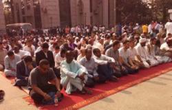 بالصور..المئات يؤدون صلاة العيد بمساجد السفارة السودانية ونيو جيه فى بكين