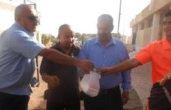 رئيس مدينة دهب: توزيع 8 أطنان سكر وأرز على المجمعات الاستهلاكية