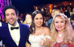 السبكي يحاصر الصحفيين في زفاف إيمي سمير غانم وحسن الرداد