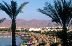 مزاعم بريطانية لضرب السياحة المصرية بتقارير مجهلة عن حالات تسمم غذائى