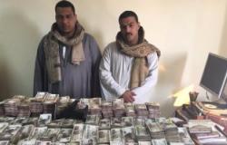 حبس صاحب شركة وتاجر أسمدة بسوهاج لحيازتهما 11 مليون جنيه بقصد الاتجار