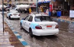 بالصور.. شركة المياه تنقذ شوارع مطروح من الغرق بمياه الأمطار